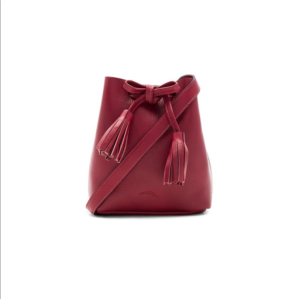SHAFFER Greta bucket bag red merlot